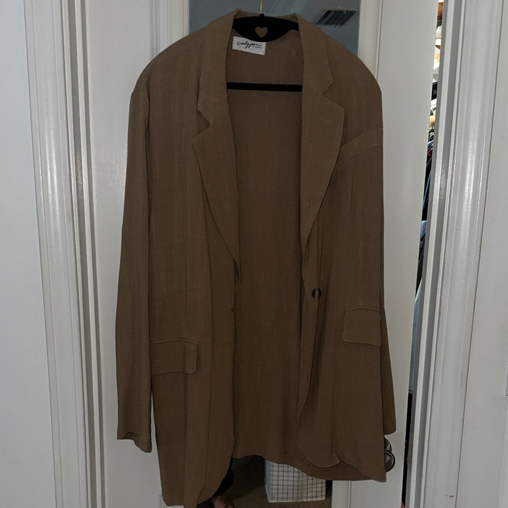 Carly Jean Los Angeles Brown Blazer